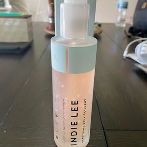 Indie Lee Brightening Cleanser - strengthen and glow